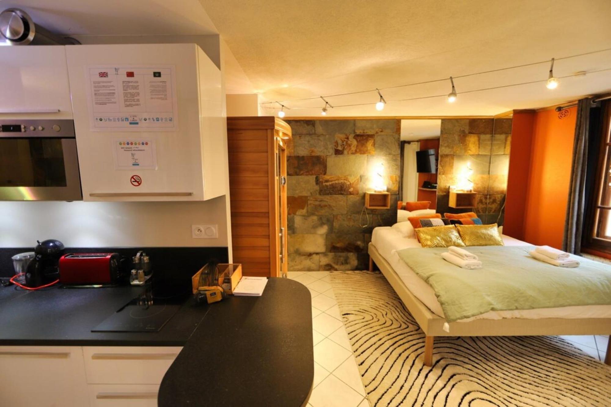 Le Cocon - Lofts & Lakes Certified 4-Stars อานซี ภายนอก รูปภาพ